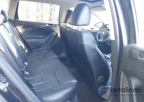 2009 Volkswagen Passat Komfort from USA, damaged, VIN WVWXK73C19E128383